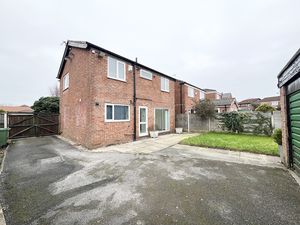 Photo 9- click for photo gallery